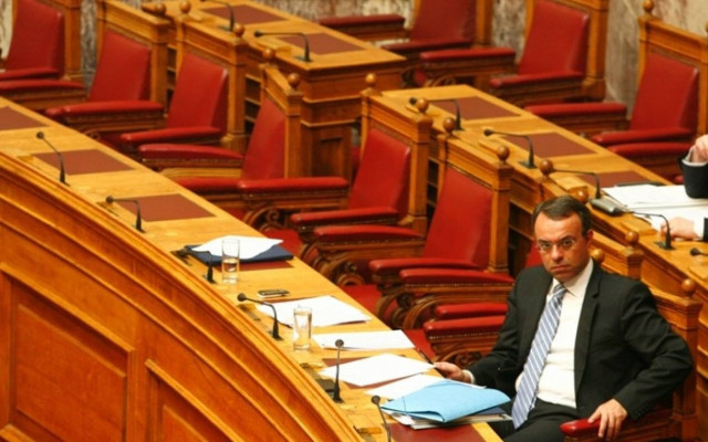 Δεν αφαιρούνται από τον προϋπολογισμό των δήμων τα 125 εκατ.