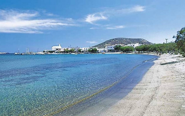 Ξενοδοχείο γέμισε με λύματα... θαλάσσια περιοχή της Μήλου