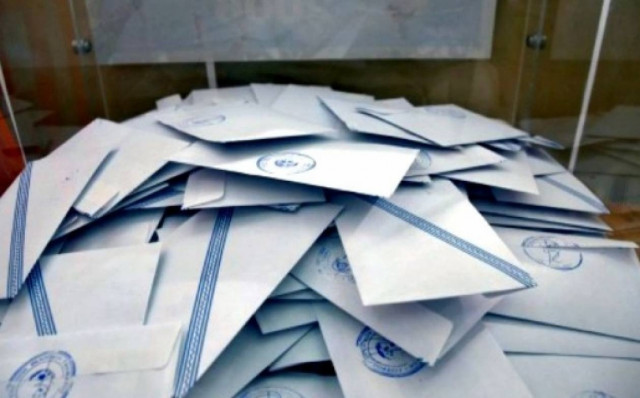 Νέα δημοσκόπηση: Προβάδισμα 3,1 μονάδων του ΣΥΡΙΖΑ