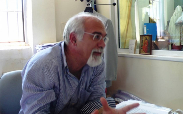 Πρόταση Δαμιανού: «Θα συνοδεύω τον Ρωμανό στο πανεπιστήμιο»