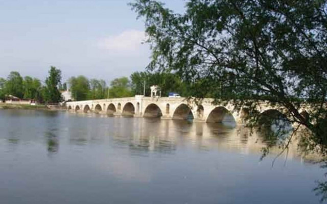 Ολοκληρώθηκε η επιχείρηση διάσωσης μεταναστών στον Έβρο