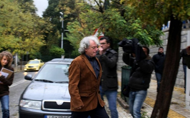 Στο Μαξίμου για το ραντεβού με τον πρωθυπουργό ο Γ. Ρωμανός