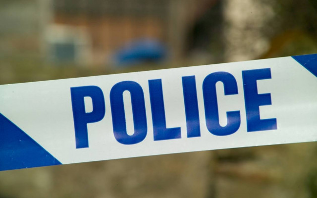 Επίθεση με γκαζάκια στο δημαρχείο της Καισαριανής