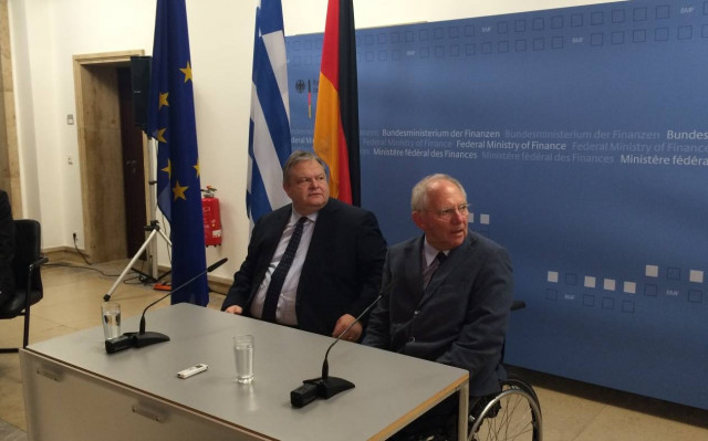 Σόιμπλε: Όλα εξαρτώνται από την ολοκλήρωση του προγράμματος