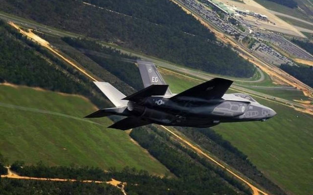 Κινέζος επιχείρησε να διαρρεύσει απόρρητα έγγραφα