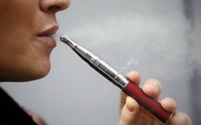 Το ηλεκτρονικό τσιγάρο μπορεί να σώσει 54.000 ζωές τον χρόνο
