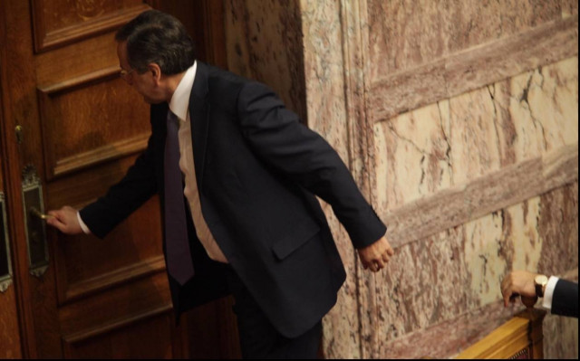 Καταρρέων πρωθυπουργός