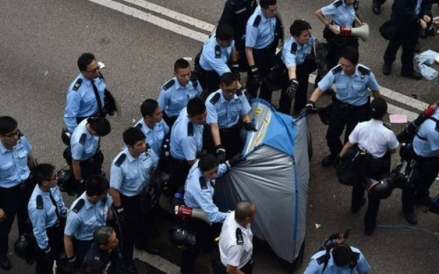 Χονγκ Κονγκ: Επιχείρηση της αστυνομίας και συλλήψεις