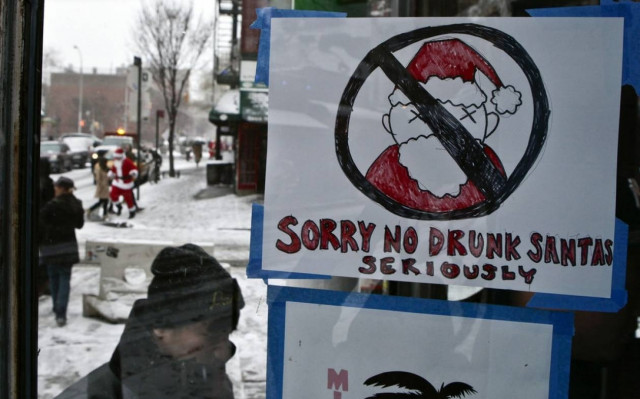 Συνταγματικό δικαίωμα να ντύνεσαι Άγιος Βασίλης