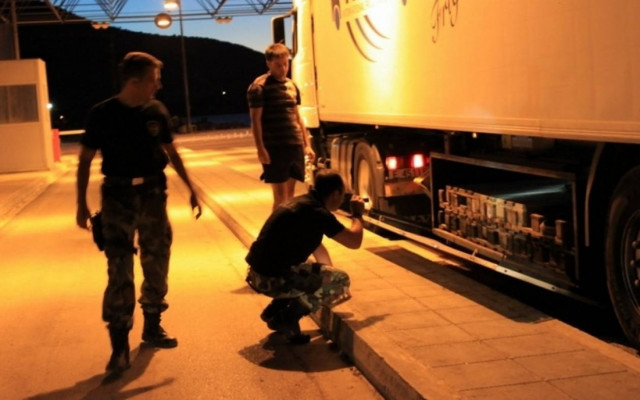 Νεαρός εγκλωβίστηκε σε ανάρτηση και κατέληξε στο νοσοκομείο