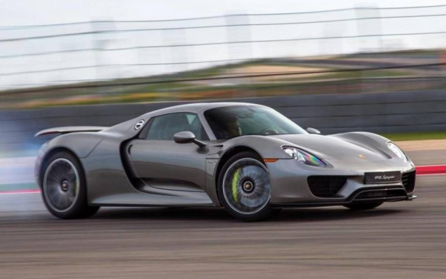 Porsche: Η 918 Spyder ξεπούλησε ετοιμάζουν τη διάδοχο της