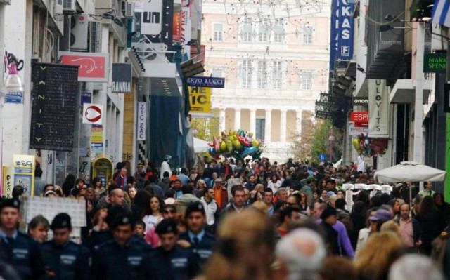 Πρεμιέρα για το εορταστικό ωράριο των καταστημάτων