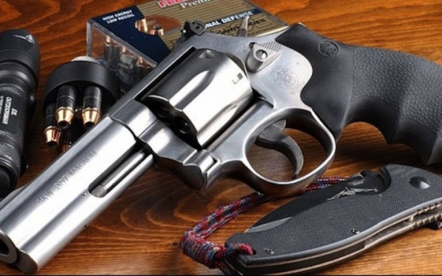 Αυξήθηκαν οι αιτήσεις για άδειες οπλοφορίας