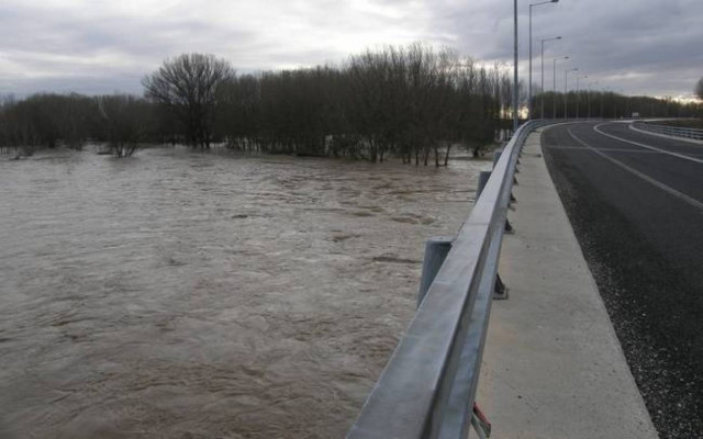 Dendias calls on the army to help flooded areas in Evros
