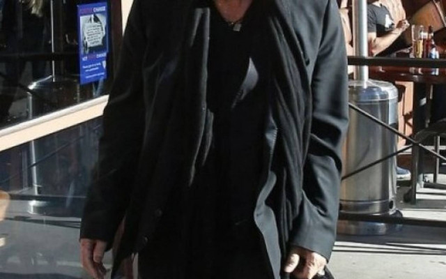 Σταρ εξομολογείται πως έγινε αλκοολικός λόγω δημοσιότητας