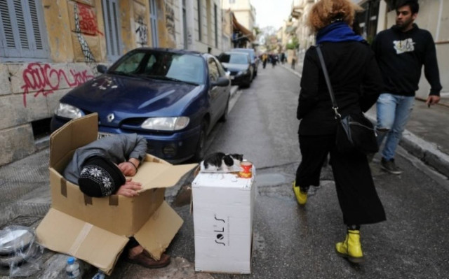 ΔΝΤ: Μειώστε τον κατώτατο μισθό και το επίδομα ανεργίας!