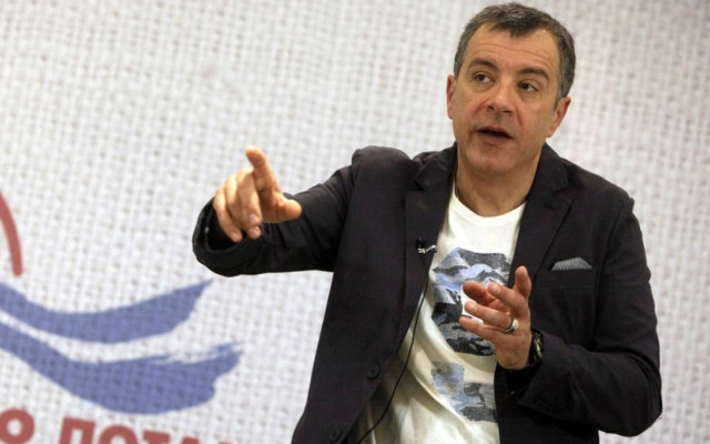 "Potami" party leader in favour of electing a new President