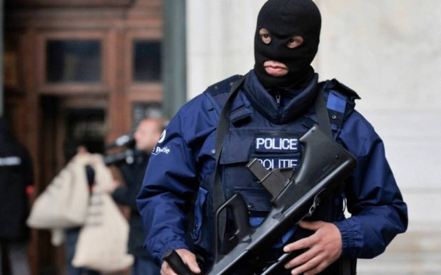 Προστασίες, εκβιασμοί και παρακρατικός βούρκος!