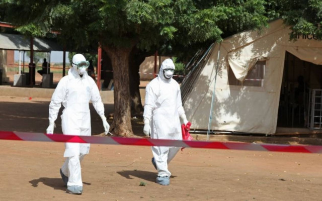 Έμπολα: 6.841 οι νεκροί σύμφωνα με τον νέο απολογισμό