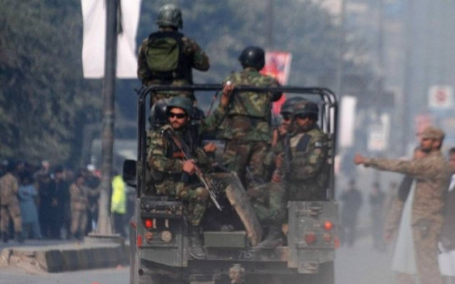 Πακιστάν: Σκηνές φρίκης από το μακελειό σε σχολείο