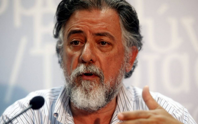 «Όπισθεν ολοταχώς»