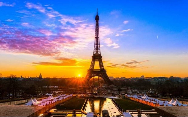 Πριν πας διακοπές συμβουλέψου... τη Google