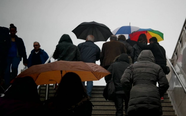 Καιρός: Ισχυρή βροχόπτωση στην Αττική