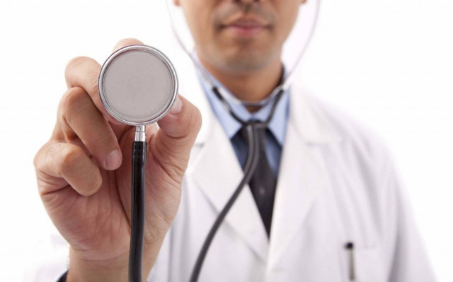 ΞΕΚΑΡΔΙΣΤΙΚΟ: H παρθένα που έμεινε έγκυος πάει στο γιατρό