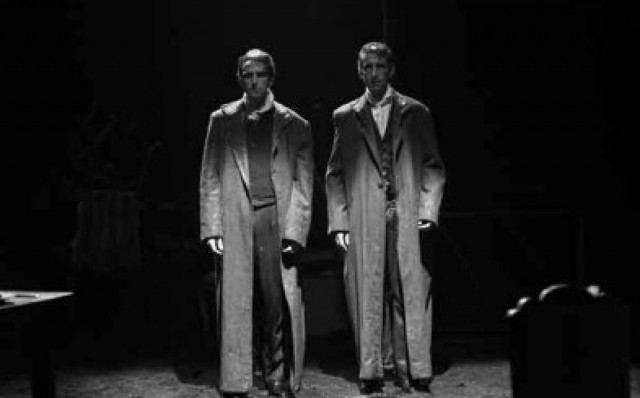 Ο Σωσίας: Έξτρα παραστάσεις στο Θέατρο Ροές