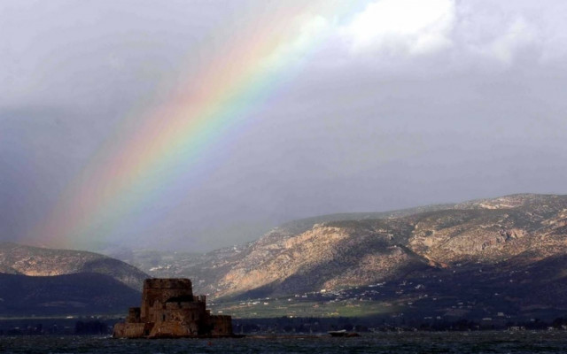 Καιρός: Υποχωρεί η κακοκαιρία στις περισσότερες περιοχές