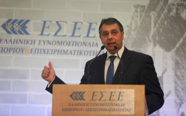 Επτά Κυριακές ανοικτά καταστήματα θέλει κι η ΕΣΕΕ