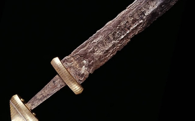 Tο μυστήριο με τα ανίκητα σπαθιά των Βίκινγκς!