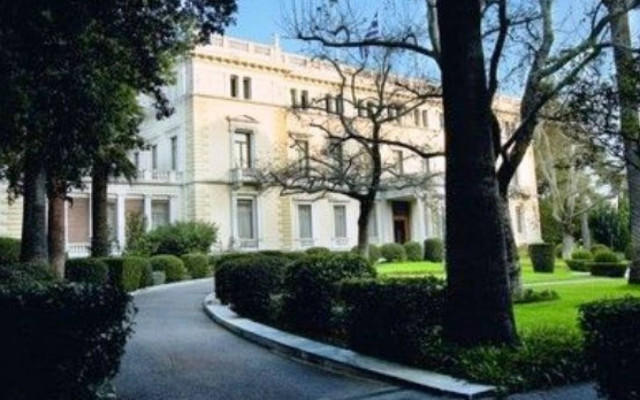 Όλο και πιο πολλοί ζητούν αύξηση προεδρικών αρμοδιοτήτων