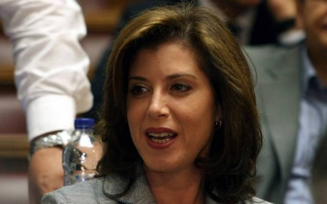 Ασημακοπούλου: Σε επανάληψη η παρωδία «ο κουμπαράς»