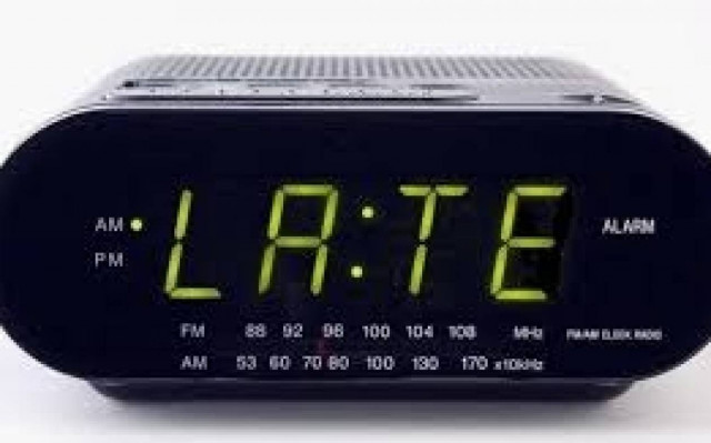 Αργείς στα ραντεβού; Τι λέει αυτό για το χαρακτήρα σου;