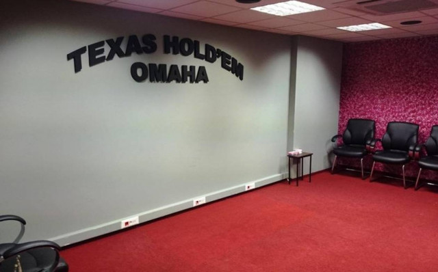 Παράνομο «μίνι-καζίνο» εντοπίστηκε στην Καλλιθέα (Pics)