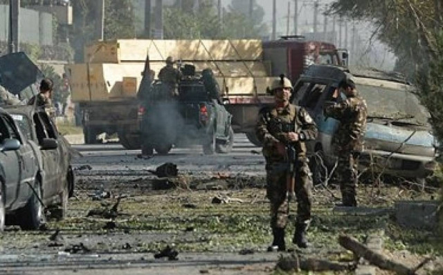 Αφγανιστάν: 14 νεκροί από έκρηξη βόμβας και συγκρούσεις