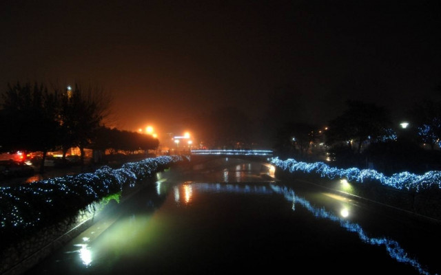 Χριστούγεννα με ομίχλη στα Τρίκαλα!