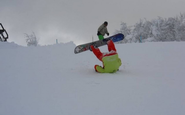 Πώς να μη φας τα μούτρα σου στο χιονοδρομικό!
