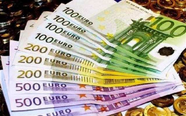 Στα 72,7 δισ. ευρώ τα ληξιπρόθεσμα χρέη