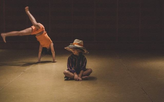 Ακροβάτες από την Ταγγέρη στη Στέγη Γραμμάτων