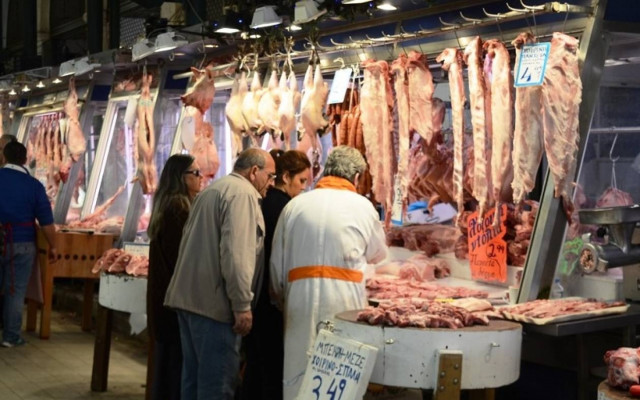Βαρβάκειος αγορά: Χαμηλές τιμές-Συγκρατημένοι οι καταναλωτές