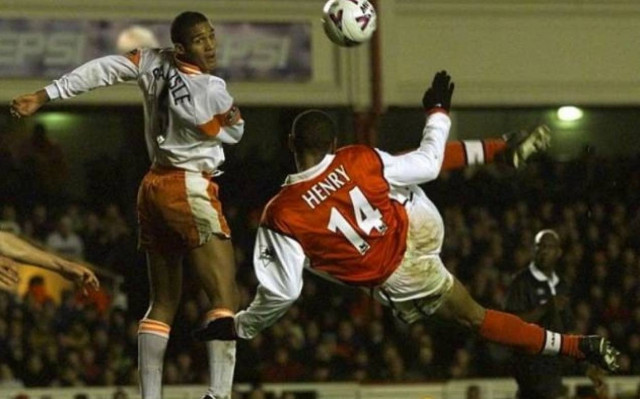 Χαροπαλεύει πρώην ποδοσφαιριστής που χτυπήθηκε από νταλίκα