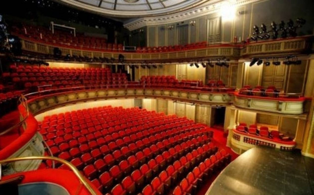 Πού θα διασκεδάσετε κατά την περίοδο των Χριστουγέννων