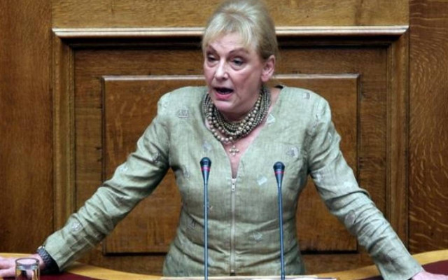 Πιπιλή: Ο πρόεδρος του 0,8% εγκλώβισε τους βουλευτές του