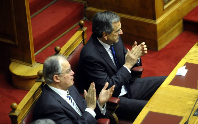 «Θα φέρουμε και τον σκελετό της Αμφίπολης να ψηφίσει»!