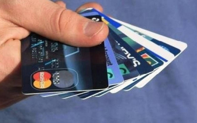 Πληρώστε τα χρέη σας με δόσεις