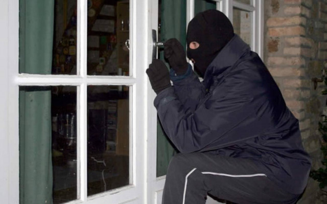 Δύο συλλήψεις για διάρρηξη μονοκατοικίας στις Σέρρες