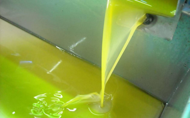 Ο ΕΦΕΤ ανακαλεί νοθευμένο ελαιόλαδο