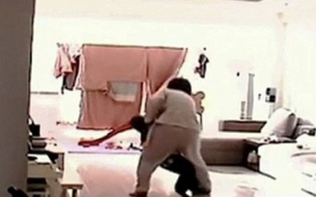 Κίνα: Νέα νταντά – τέρας κακοποιεί βάναυσα 5χρονο!